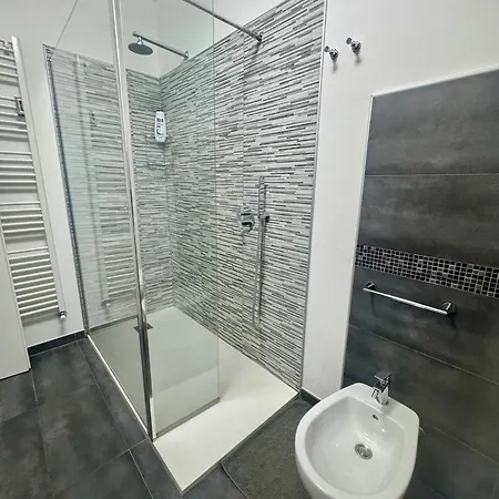 Casa Alessio - Elegante Nel Cuore Di Appartamento Cesano Maderno
