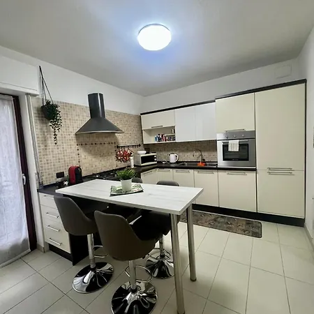 Casa Alessio - Elegante Nel Cuore Di * Cesano Maderno